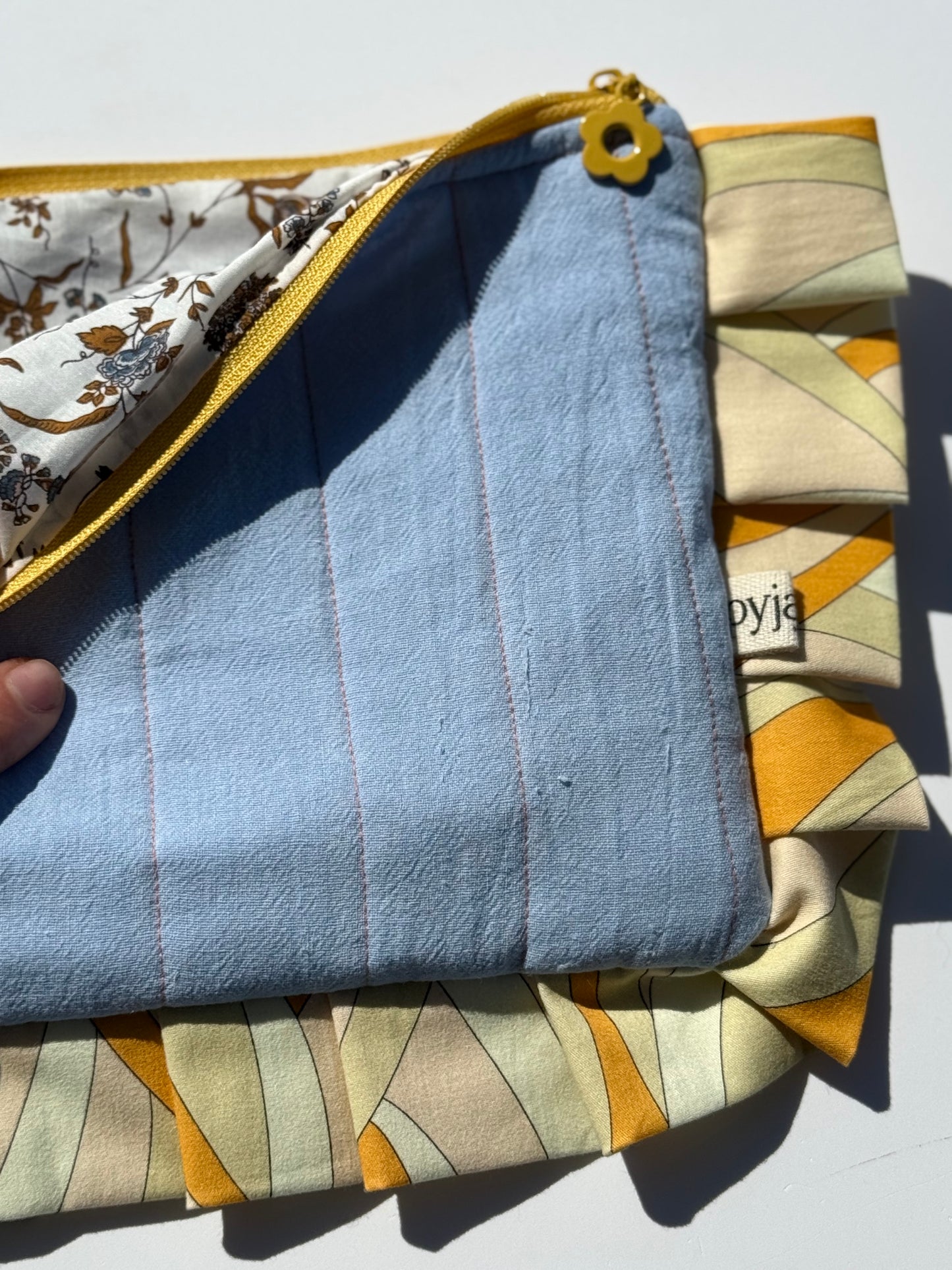 Lini (make up bag)